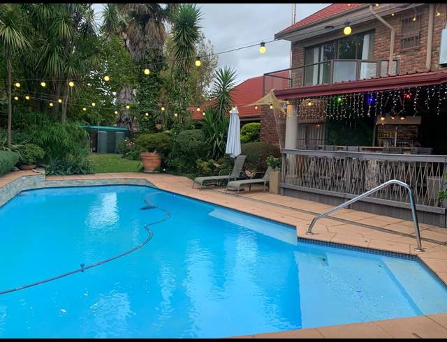 6 BEDROOM HOUSE FOR SALE IN VANDERBIJLPARK SE 2